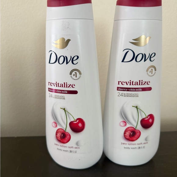 NWT Bundle of Dove Revitalize Body Wash in Cherry + chia milk - Picture 1 of 2